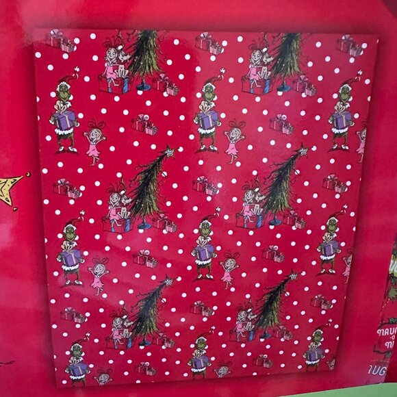 NWT The Grinch, Max, Cindy Lou Red Christmas Tree & Gifts Plush Blanket 60x70" - Picture 1 of 4